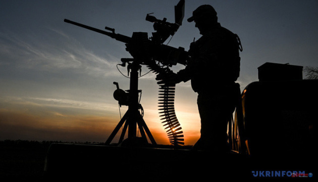 Бійця відкинуло з машини: збитий російський дрон впав за 30 метрів від мобільної вогневої групи